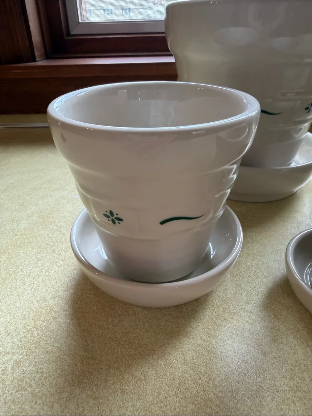 Longaberger White Ceramic Planter Set with Green Accent